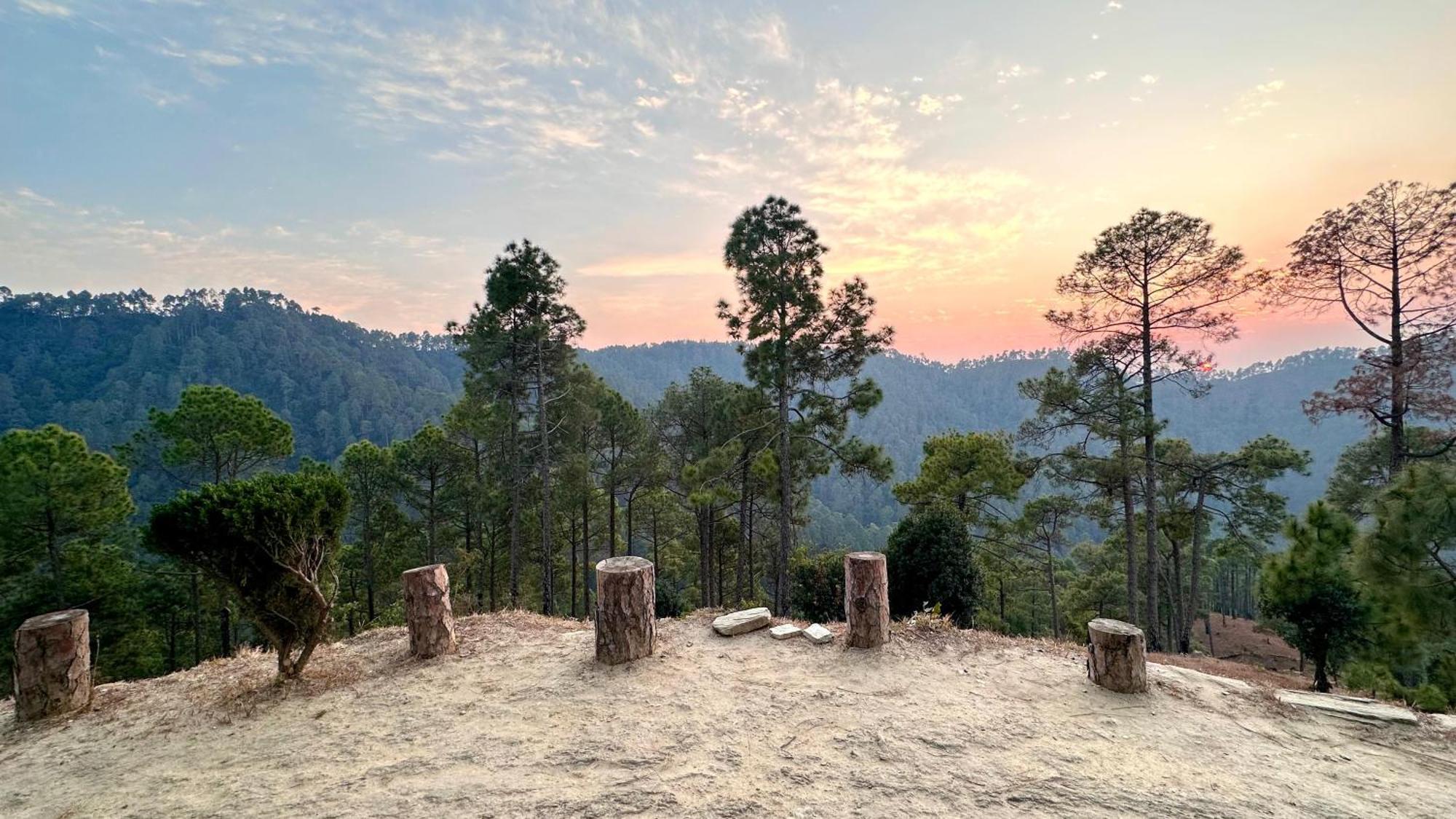 Joshi Cottage Binsar Exterior foto